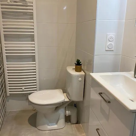 Appart'Hôtel Le Jules - Romans Centre Appartement *